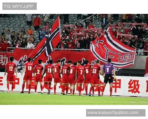 佛罗伦萨与AC米兰争夺维罗纳年轻前锋吉奥瓦尼桑塔纳的转会机会