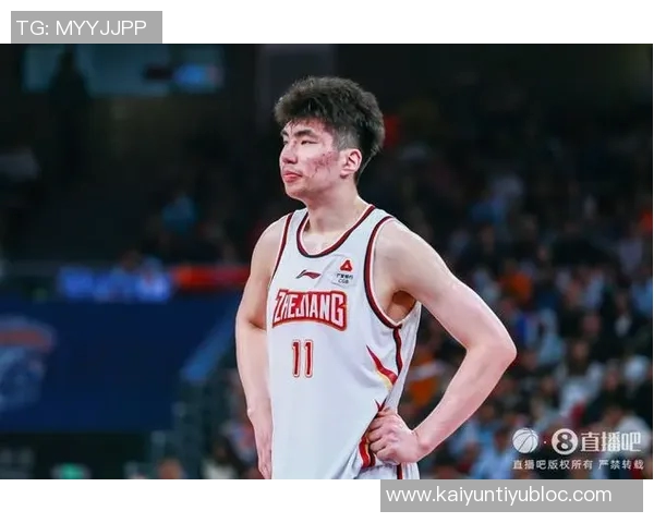 余嘉豪是否返回集训将根据多方情况综合评估决定